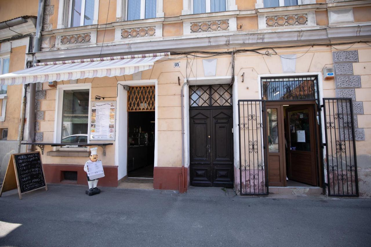 Studio Manzur Braşov Exterior foto